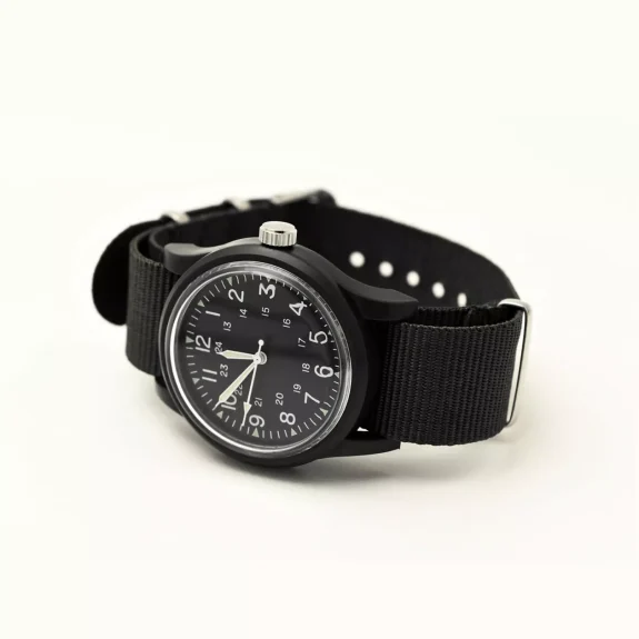 Daiso MILI-WATCH Military Style Watch Black NATO Strap Seiko Movemrent