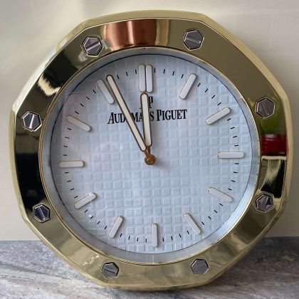 Lux Wall Clock